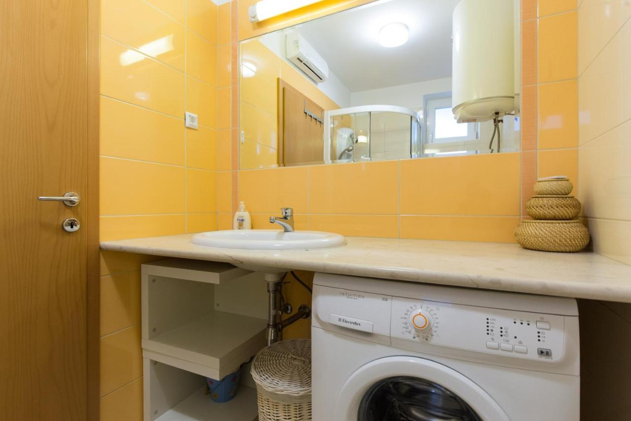 Apartment Rosmarino Baska  Ngoại thất bức ảnh